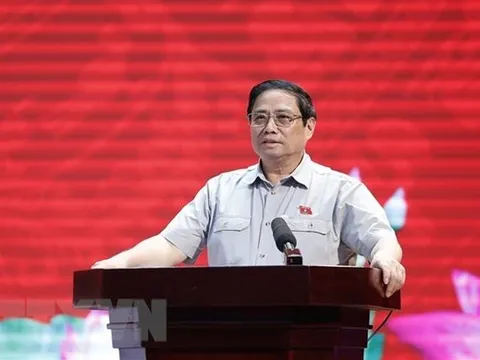 Thủ tướng Chính phủ Phạm Minh Chính đối thoại với phụ nữ Việt Nam