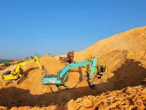 Bình Thuận: Sập mỏ titan, 1 công nhân tử vong, đang tìm kiếm 3 công nhân khác