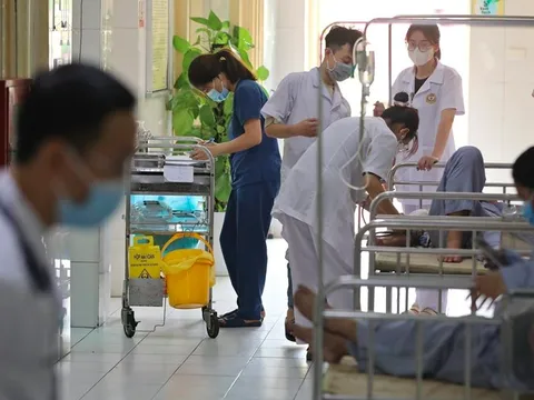 Cứu sống bệnh nhân mắc sốt xuất huyết biến chứng cực kỳ hiếm gặp, tiểu cầu về 0