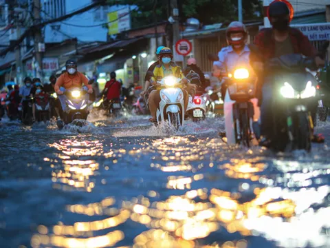 TP.HCM: Đợt triều cường mới có thể vượt mức 1,7 m trong vài ngày tới