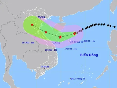 Bão số 6 suy yếu thành áp thấp nhiệt đới trước khi vào bờ