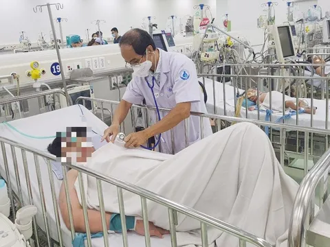 Sai lầm thường gặp khiến người mắc sốt xuất huyết trở nặng, thậm chí tử vong