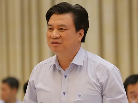 Thứ trưởng Bộ Giáo dục và Đào tạo Nguyễn Hữu Độ bị kỷ luật khiển trách