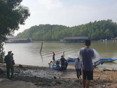 Tìm thấy thi thể nạn nhân mất tích sau vụ va chạm xuồng máy