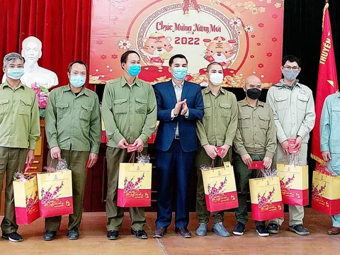 Hà Nội: Hỗ trợ 15 tỷ đồng cho người lao động khó khăn đón Tết