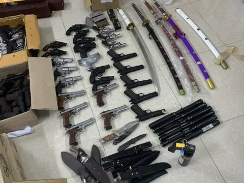 Triệt phá đường dây mua bán vũ khí, thu giữ gần 150 khẩu súng