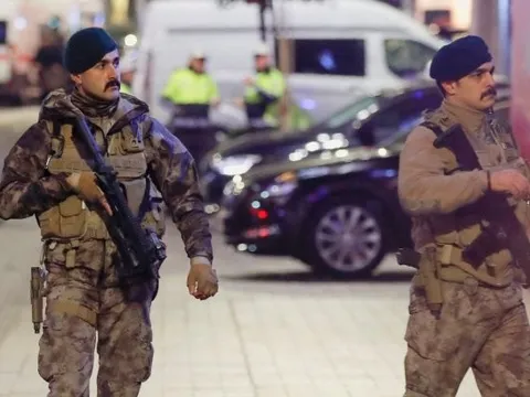 Bắt nghi phạm vụ đánh bom phố đi bộ ở Istanbul khiến 6 người tử vong