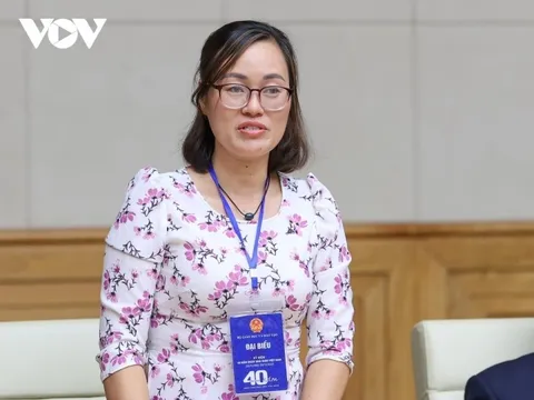 Thủ tướng lắng nghe tâm tư của những nhà giáo tiêu biểu