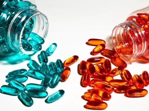 Nhiều trẻ ngộ độc do ăn nhầm thuốc ho giống kẹo