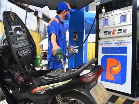 Bộ Tài Chính đề xuất 4 mức thuế bảo vệ môi trường với xăng dầu