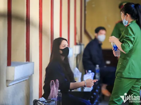 Toàn cảnh phiên tòa xét xử vụ 'dì ghẻ' hành hạ bé 8 tuổi dẫn đến tử vong