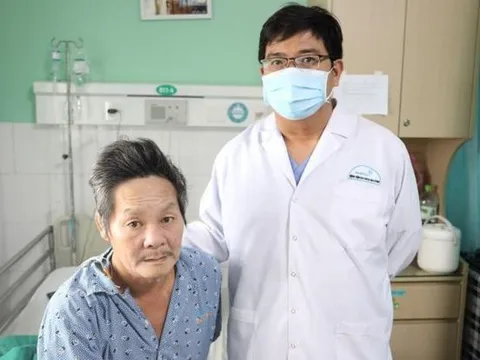 Suýt phải cắt bỏ chân trái vì bị vi khuẩn hiếm gặp tấn công vết trầy xước ngoài da