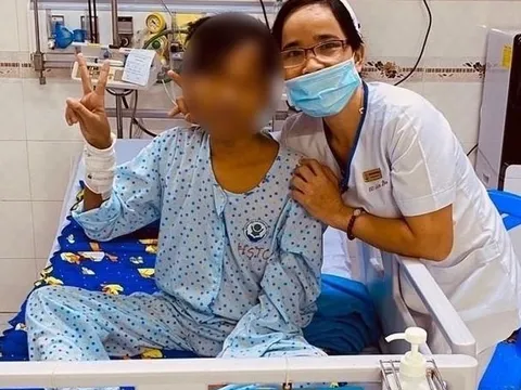 Lọc máu liên tục cứu sống bé trai 13 tuổi mắc hội chứng rối loạn chức năng đa cơ quan