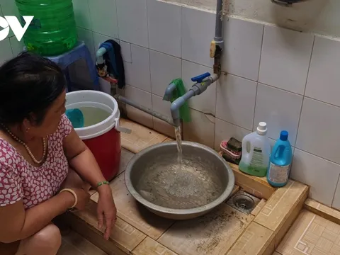 Vụ nước đục ngầu trong Khu đô thị Hoàng Tâm: Kỳ lạ nước đầu nguồn sạch hơn cuối nguồn
