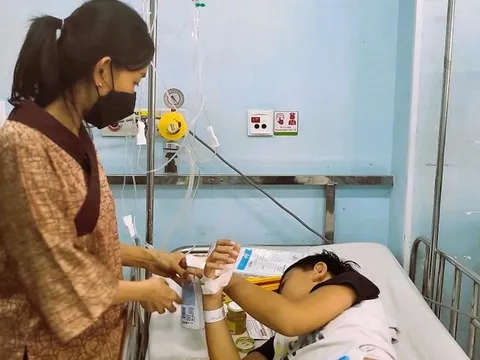 Kịp thời nhận ra bất thường, mẹ cứu con khỏi di chứng vì viêm não