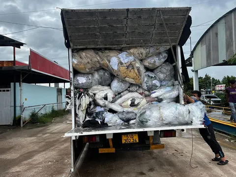 Đấu tranh mạnh với hành vi chôn lấp chất thải công nghiệp trái phép