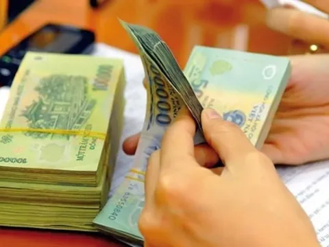 Dự báo thưởng Tết 2023, nơi cao hơn năm trước, nơi chật vật khó khăn
