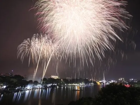 Hà Nội bắn pháo hoa tại 30 quận, huyện dịp Tết Nguyên đán