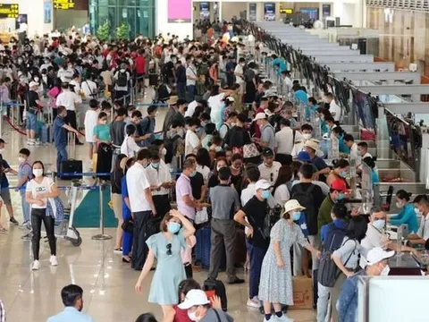 Nhiều chặng bay nội địa vào cao điểm Tết Nguyên đán đã kín chỗ