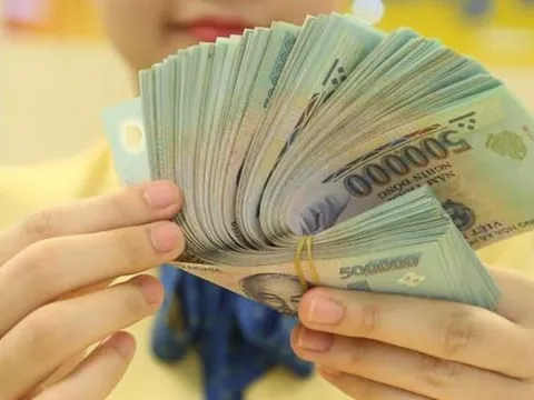 Những chính sách mới về tiền lương, phụ cấp có hiệu lực từ năm 2023