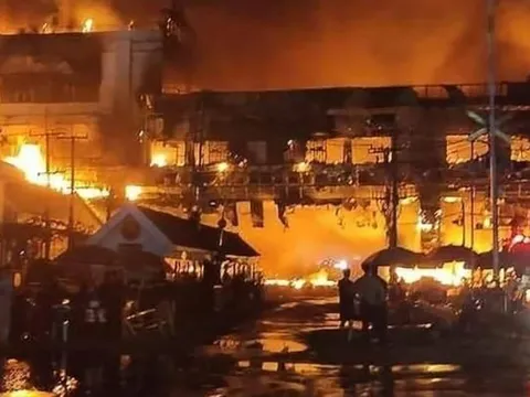 Vụ cháy casino ở Campuchia: Có công dân Việt Nam trong số người thương vong