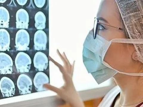 Người phụ nữ đột ngột nhận tin bị u não dù không có triệu chứng cảnh báo