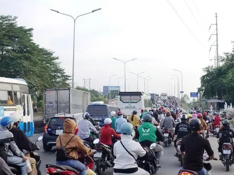 Toàn cảnh giao thông trong ngày đầu nghỉ Tết Dương lịch 2023