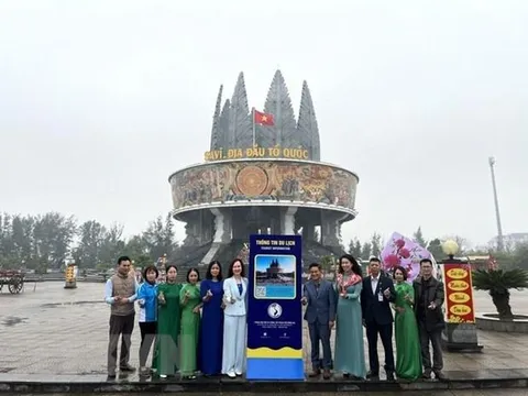 Quảng Ninh: Thí điểm Wifi miễn phí, quét mã du lịch ở Móng Cái