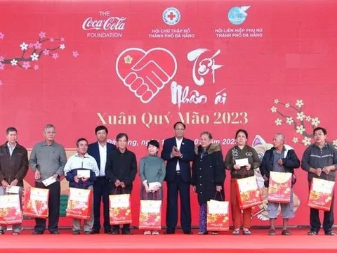 Đà Nẵng: Hơn 1.000 hộ dân bị ảnh hưởng thiên tai đi Chợ Tết Nhân ái