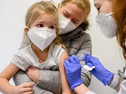 Vaccine phòng COVID-19 của Pfizer có hiệu quả ở trẻ từ 6 tháng đến 4 tuổi