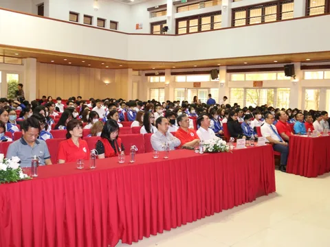 Mít tinh kỷ niệm Ngày toàn dân hiến máu tình nguyện 7/4