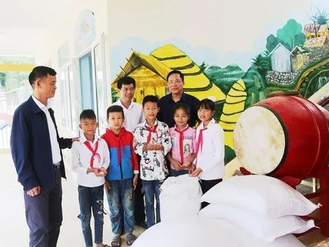 Xuất cấp gạo dự trữ kịp thời để hỗ trợ người dân