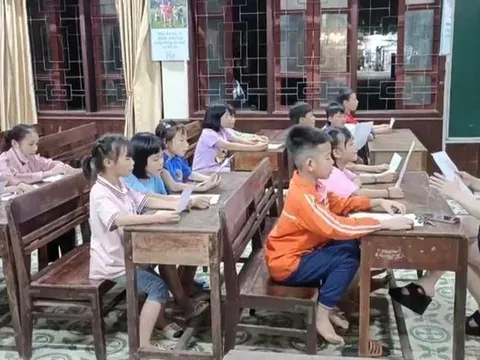 Mong ước 'Gặp mẹ trong mơ' của những đứa trẻ ở Làng trẻ em SOS Vinh