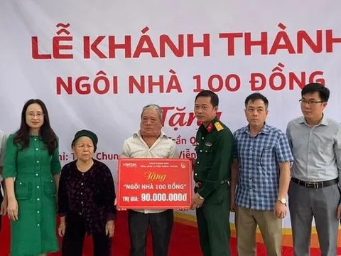 Viettel Bắc Giang trao tặng nhà tình nghĩa cho gia đình người có công