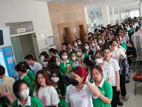 Hiến máu tình nguyện: Nghĩa cử đẹp của sinh viên Đại học Đông Á
