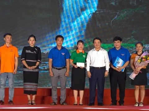 Chắp cánh ước mơ ở vùng đồng bào dân dân tộc thiểu số và miền núi tỉnh Quảng Ngãi