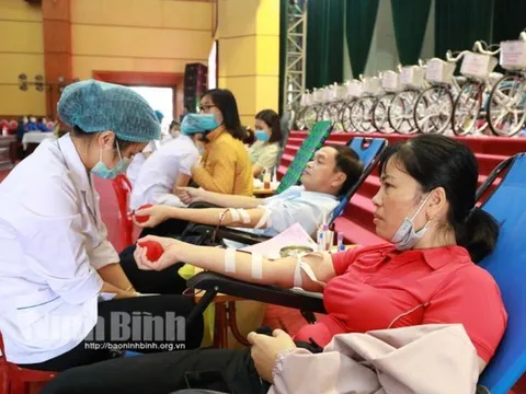 Ninh Bình: Tiếp nhận gần 400 đơn vị máu trong Ngày hội Hiến máu tình nguyện ở huyện Yên Khánh