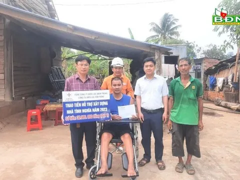 PC Đắk Nông xây dựng 5 nhà tình nghĩa cho hộ nghèo