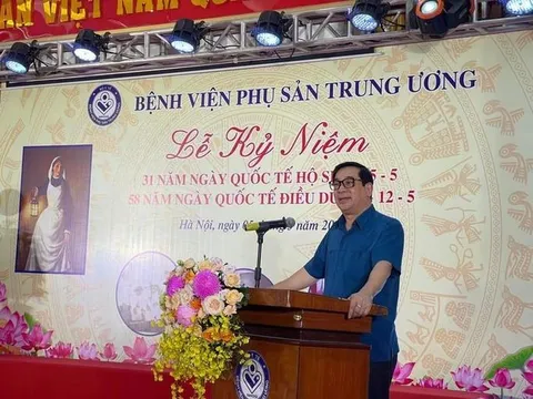 Tri ân những 'nữ anh hùng thầm lặng' ở bệnh viện đầu ngành về chăm sóc sức khỏe bà mẹ, trẻ sơ sinh