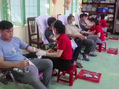 Quảng Ngãi: Gần 800 người tham gia hiến máu tình nguyện