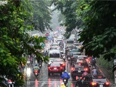 Dự báo thời tiết ngày 10/5: Hà Nội mưa dông, khả năng xảy ra lốc, mưa đá