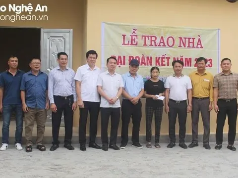 Nghệ An: Trao tặng nhà 'Đại đoàn kết' trị giá 80 triệu đồng ở huyện Con Cuông