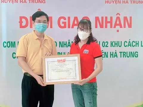 Chân dung người phụ nữ mê làm từ thiện