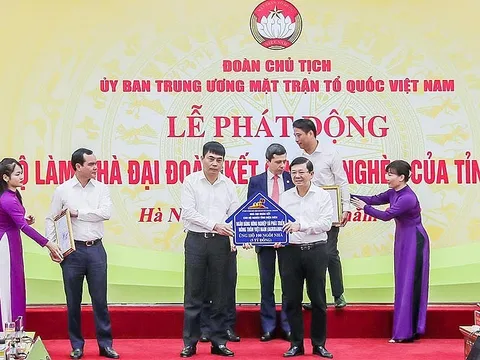 Agribank dành tặng 5 tỷ đồng, hỗ trợ xây 100 nhà Đại Đoàn Kết tặng hộ nghèo Điện Biên