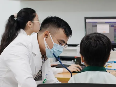 1.200 trẻ em khó khăn ở TP.HCM được khám và điều trị bệnh miễn phí