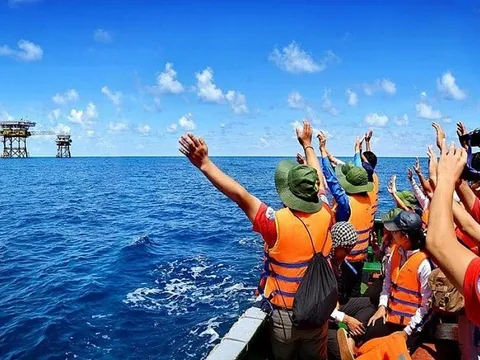 Khánh Hòa vận động ủng hộ hơn 770 triệu đồng 'Quỹ vì biển, đảo Việt Nam'