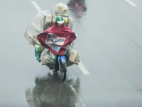 Dự báo thời tiết ngày 25/5: Hà Nội mưa rào và dông, nhiệt độ cao nhất 34 độ C
