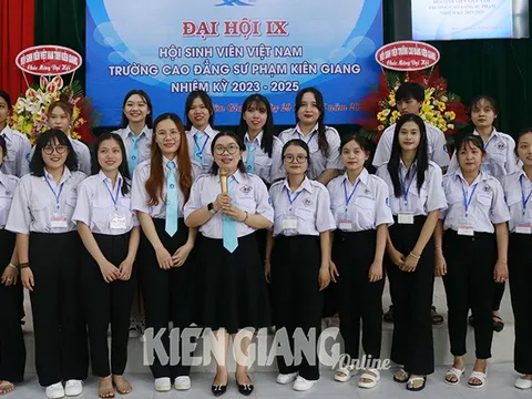 Vận động hơn 300 lượt sinh viên hiến máu tình nguyện