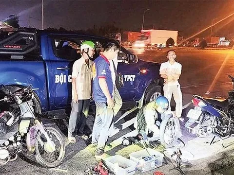 'Biệt đội' cứu hộ, cứu nạn trong đêm