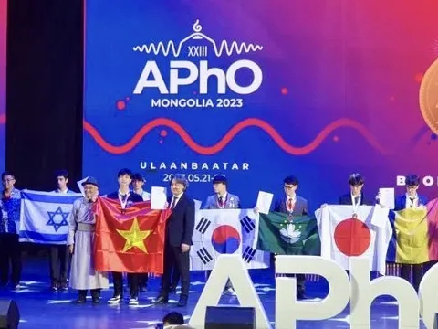 Học sinh Việt Nam giành 4 huy chương Olympic Vật lý châu Á - Thái Bình Dương 2023